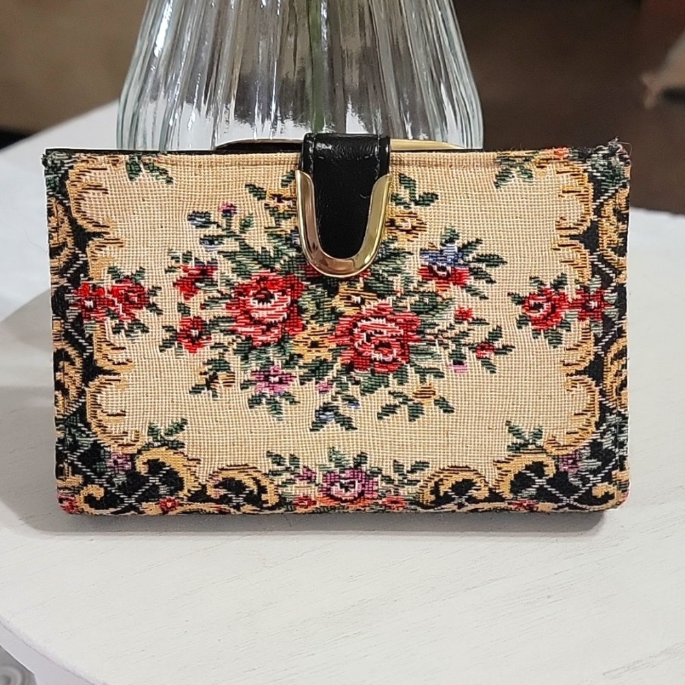 McDuff Made in Japan Vintage Floral Tapestry Wallet Mini Clutch